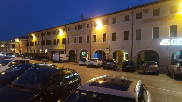 Apartamento Loft Mirano Due Exterior foto